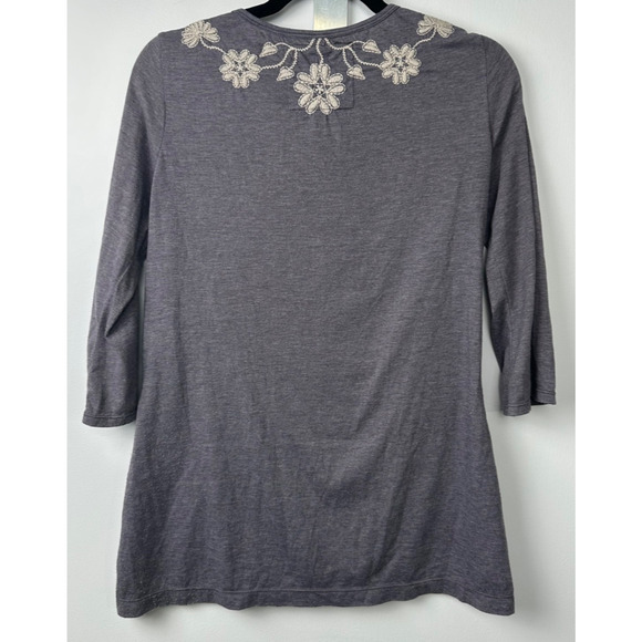 Johnny Was Gray Floral Embroidered Front And Back Tunic Blouse size S Boho A36 - Picture 5 of 7